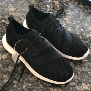 Under armor mesh sneakers